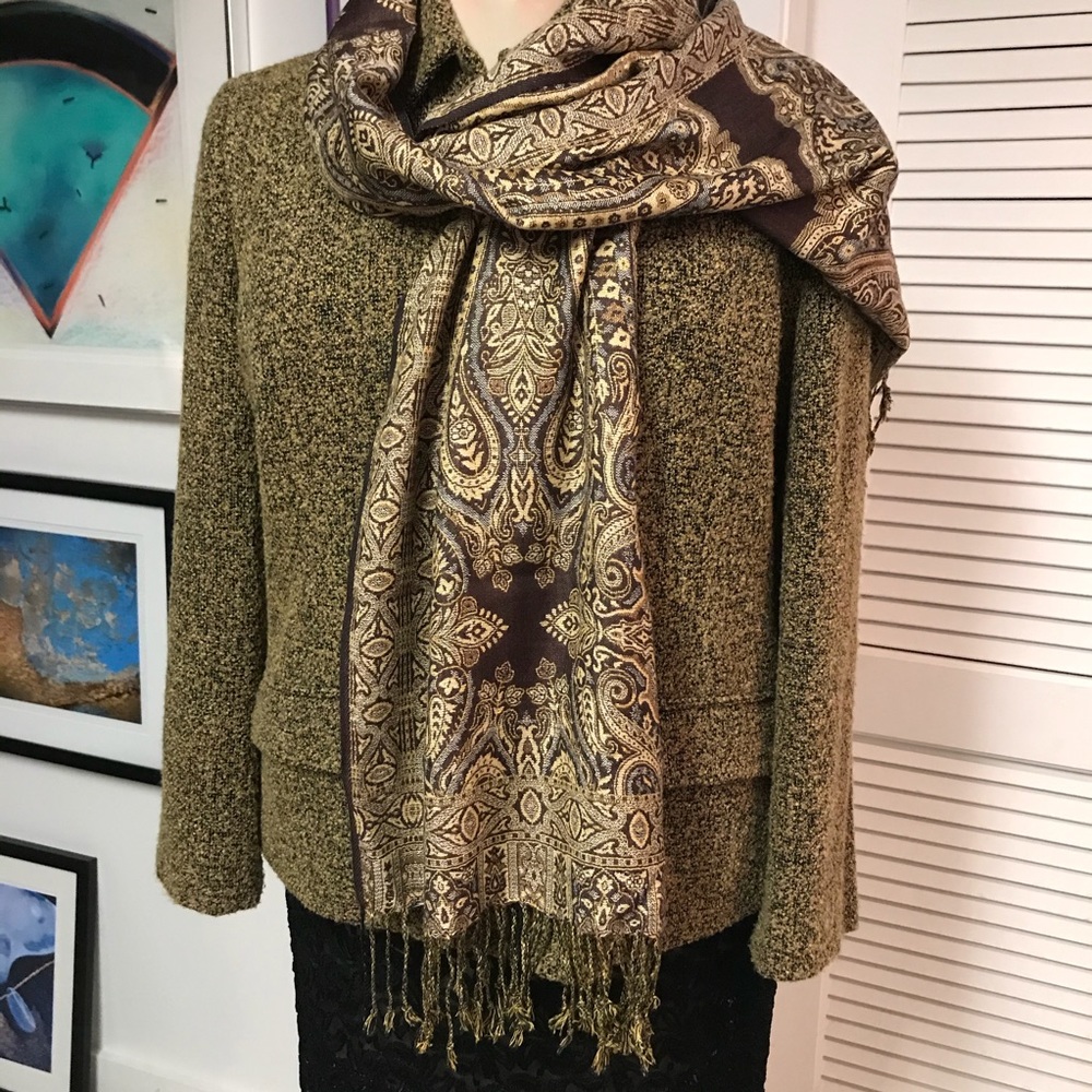 Pashmina sized scarf/wrap